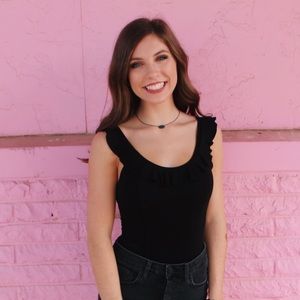 Meet your Posher, Addison